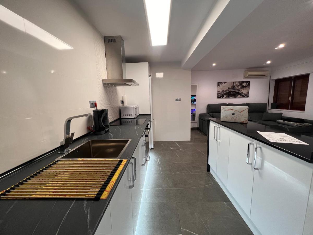 Apartamento Espacioso De Diseno A 3 Min Renfe. Córdoba Kültér fotó